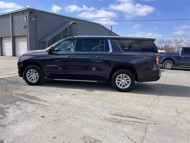 Used 2024 Chevrolet Suburban LT image 6