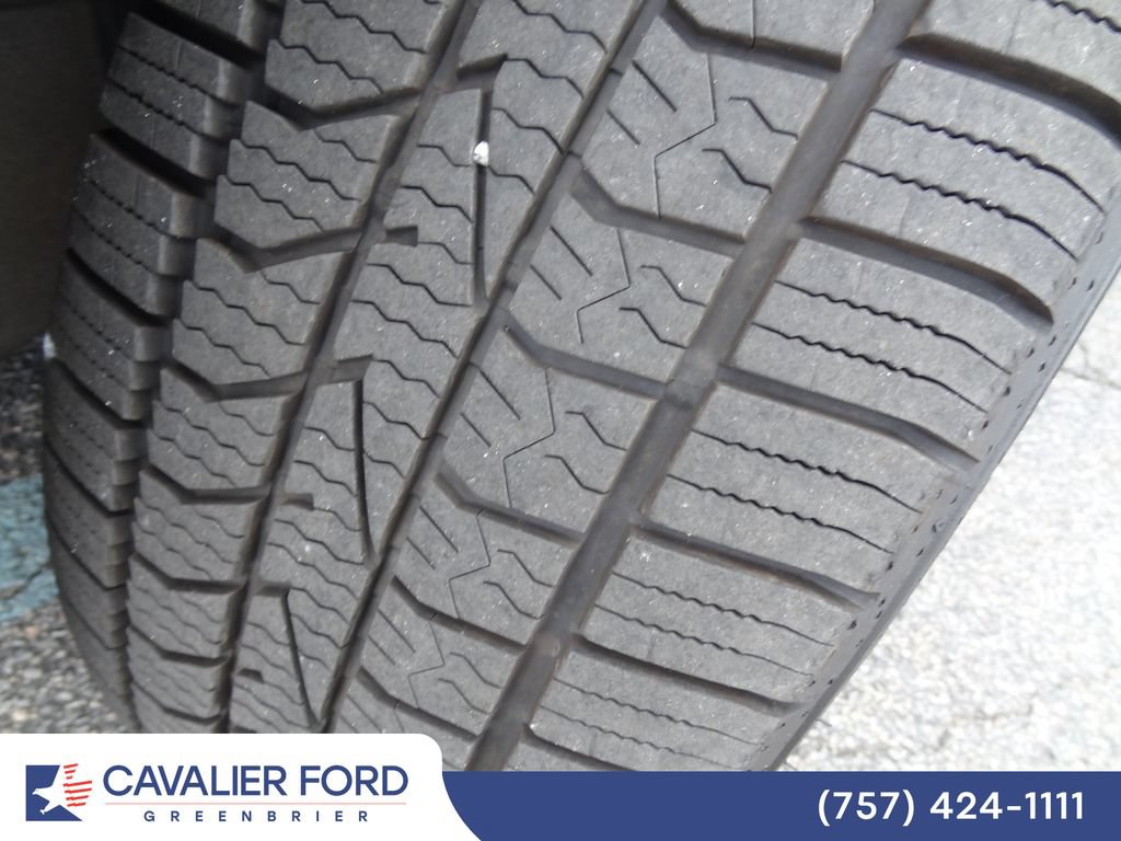 Used 2023 Chevrolet Traverse Premier w/ Redline Edition AWD/4WD image 48