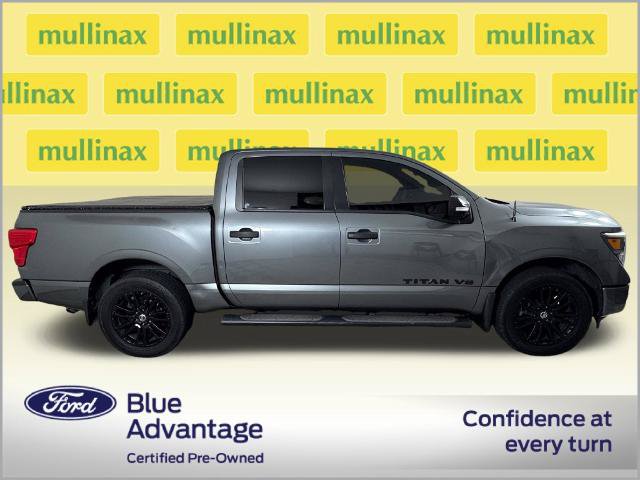 Used 2018 Nissan Titan SV w/ SV Convenience Package AWD/4WD image 2