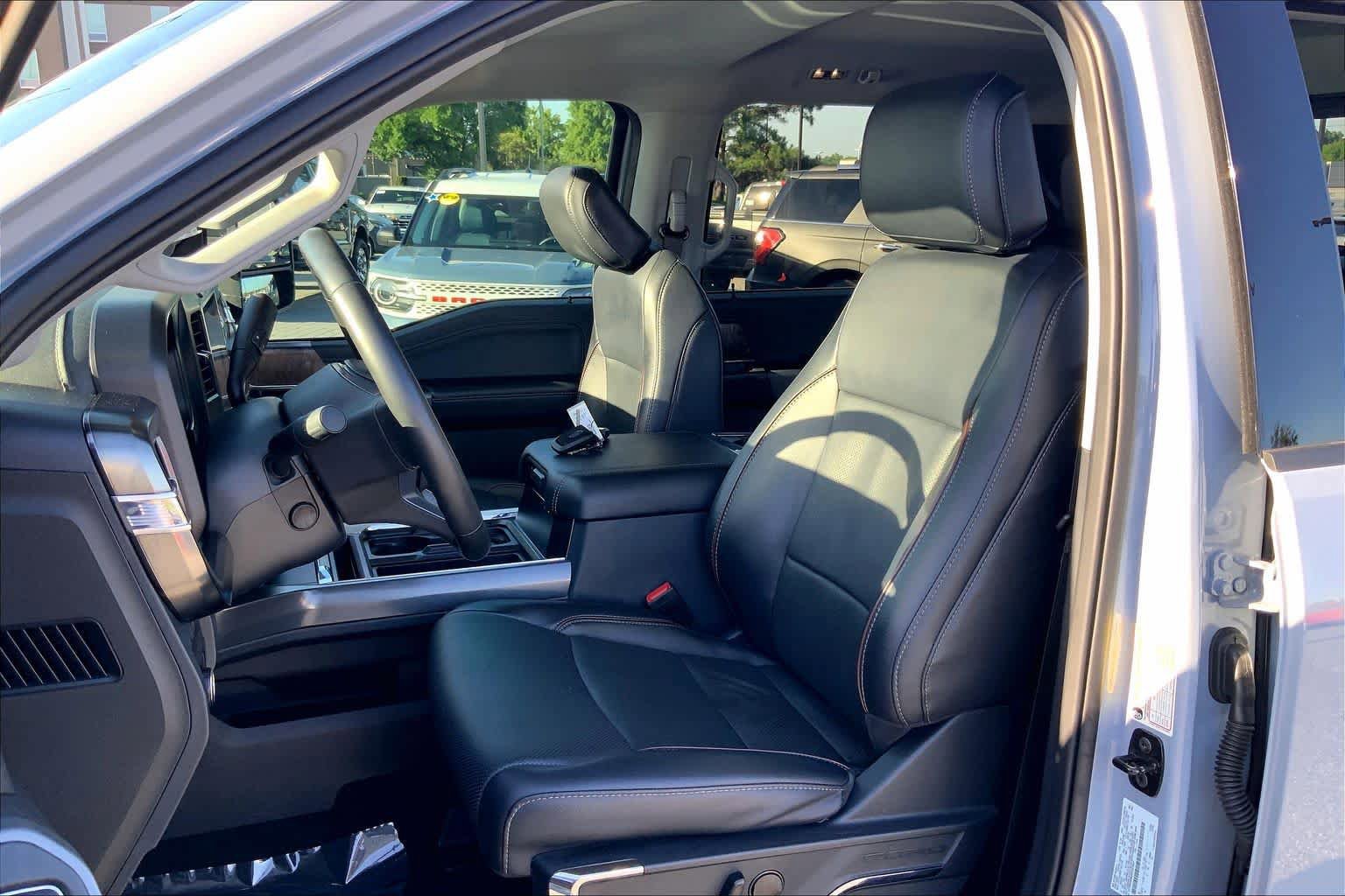 Certified 2024 Ford F350 Lariat w/ Sport Appearance Package AWD/4WD image 8