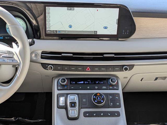 Used 2023 Hyundai Palisade Limited AWD/4WD image 32