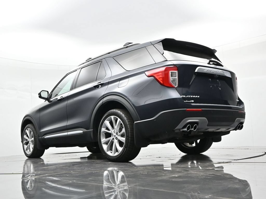 Certified 2022 Ford Explorer Platinum w/ Equipment Group 601A AWD/4WD image 28