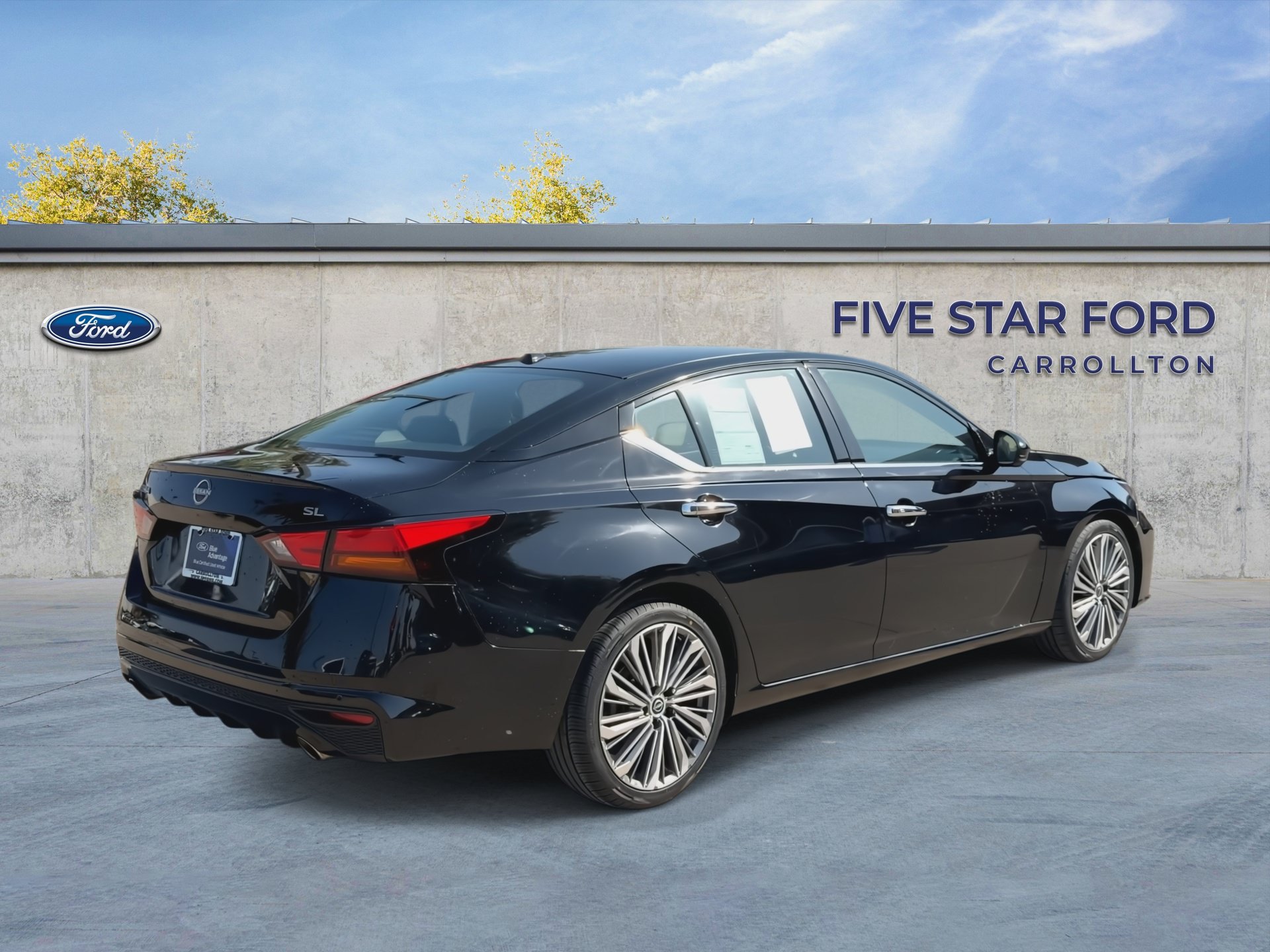 Used 2023 Nissan Altima 2.5 SL FWD image 8