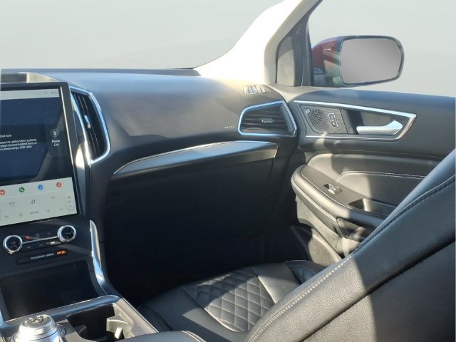 Certified 2023 Ford Edge Titanium AWD/4WD image 12