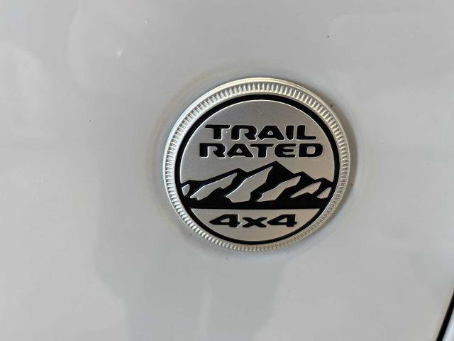 Used 2020 Jeep Gladiator Overland w/ Uconnect 4C Nav & Sound Group image 30