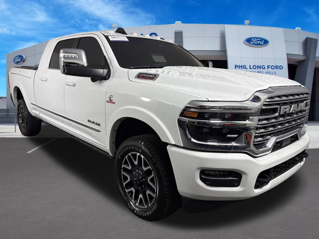 Used 2025 RAM 2500 Limited AWD/4WD image 7