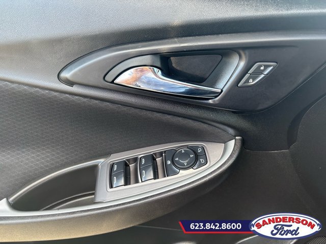 Used 2023 Chevrolet Malibu LT FWD image 11