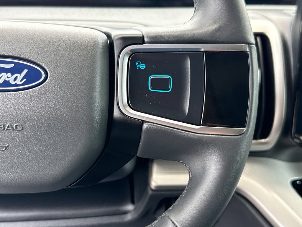 Certified 2025 Ford Expedition Max Active RWD image 17