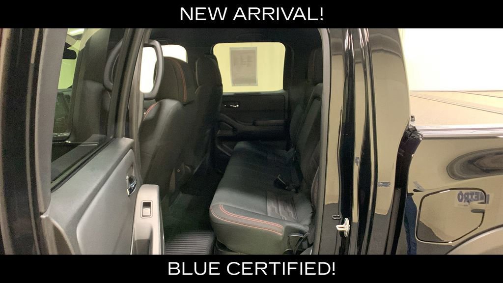 Used 2023 Nissan Frontier PRO-4X w/ Technology Package image 24
