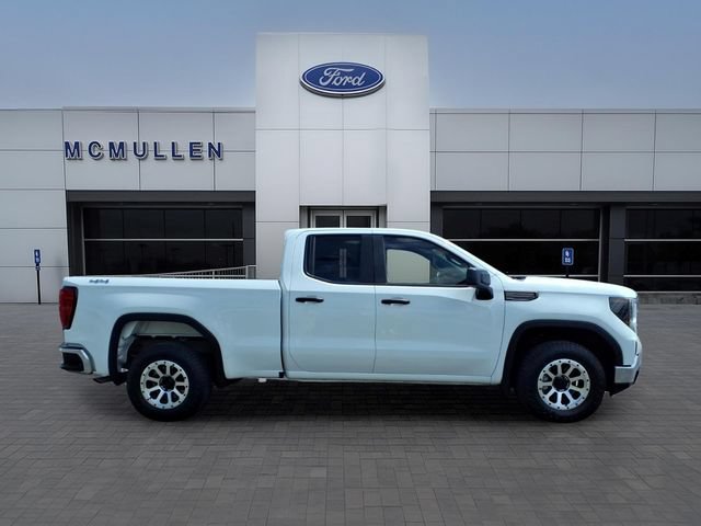 Used 2024 GMC Sierra 1500 Pro w/ Pro Value Package AWD/4WD image 4
