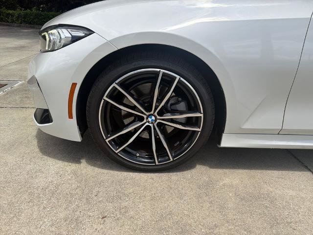 Used 2023 BMW 330i xDrive Sedan w/ M Sport Package AWD/4WD image 12