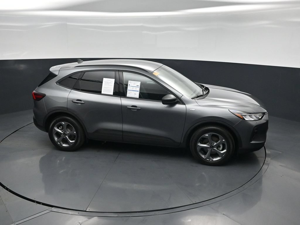 Certified 2025 Ford Escape ST-Line w/ Tech Pack #1 FWD image 48