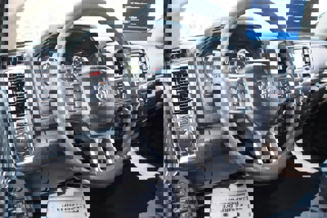 Used 2024 RAM 1500 Classic SLT image 15