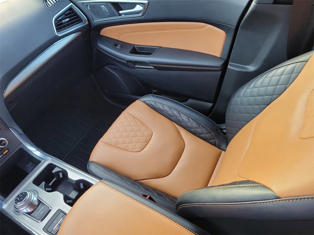 Certified 2024 Ford Edge Titanium w/ Titanium Elite Package image 18