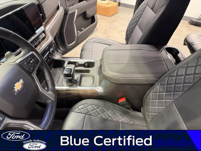 Used 2025 Chevrolet Silverado 1500 LT w/ Z71 Off-Road Package AWD/4WD image 17