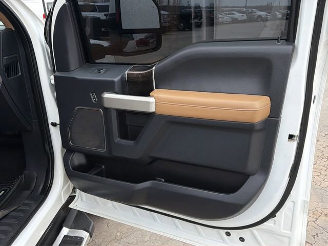 Certified 2022 Ford F350 Lariat w/ Lariat Value Package image 11