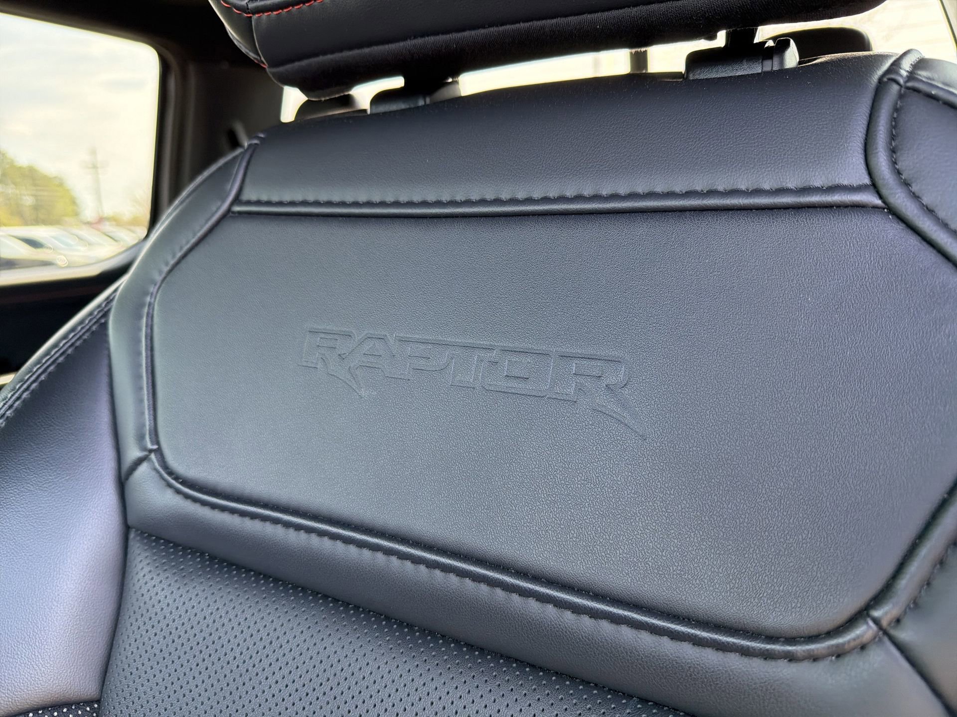 Certified 2025 Ford F150 Raptor image 32