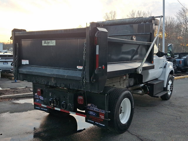 Certified 2022 Ford F750 2WD Regular Cab Super Duty image 3