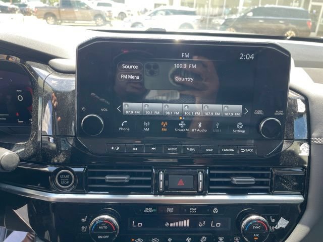 Used 2023 Nissan Pathfinder Platinum FWD image 29