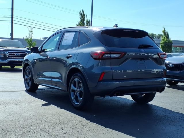 Certified 2023 Ford Escape ST-Line w/ Tech Pack #1 AWD/4WD image 7