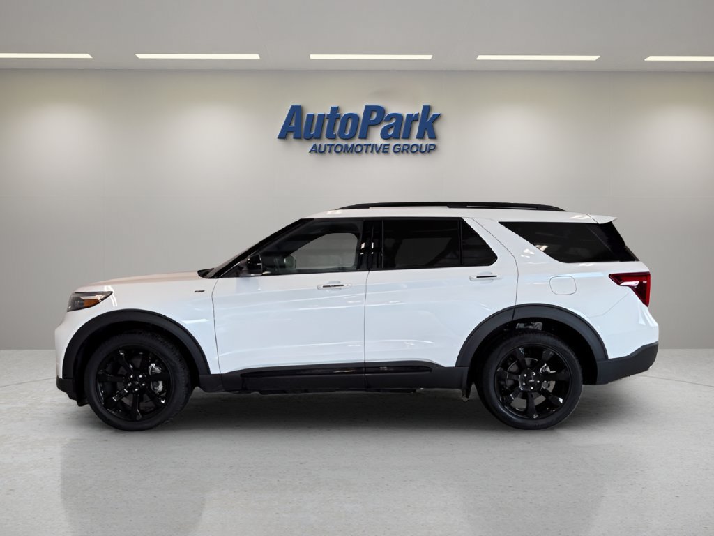 Certified 2024 Ford Explorer ST-Line w/ Class IV Trailer Tow Package AWD/4WD image 4