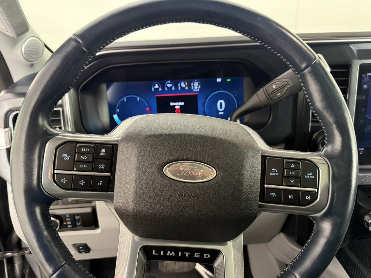 Certified 2024 Ford F350 Limited image 26