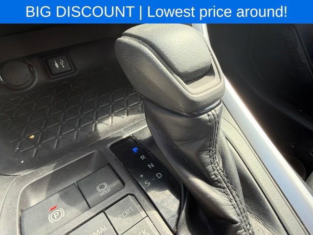 Used 2019 Toyota RAV4 XLE w/ Carpet Mat Package AWD/4WD image 34