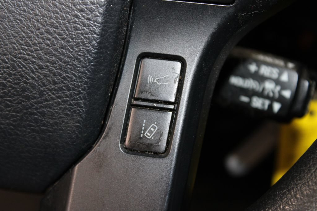 Used 2020 Toyota Tacoma SR w/ SR Convenience Package RWD image 38
