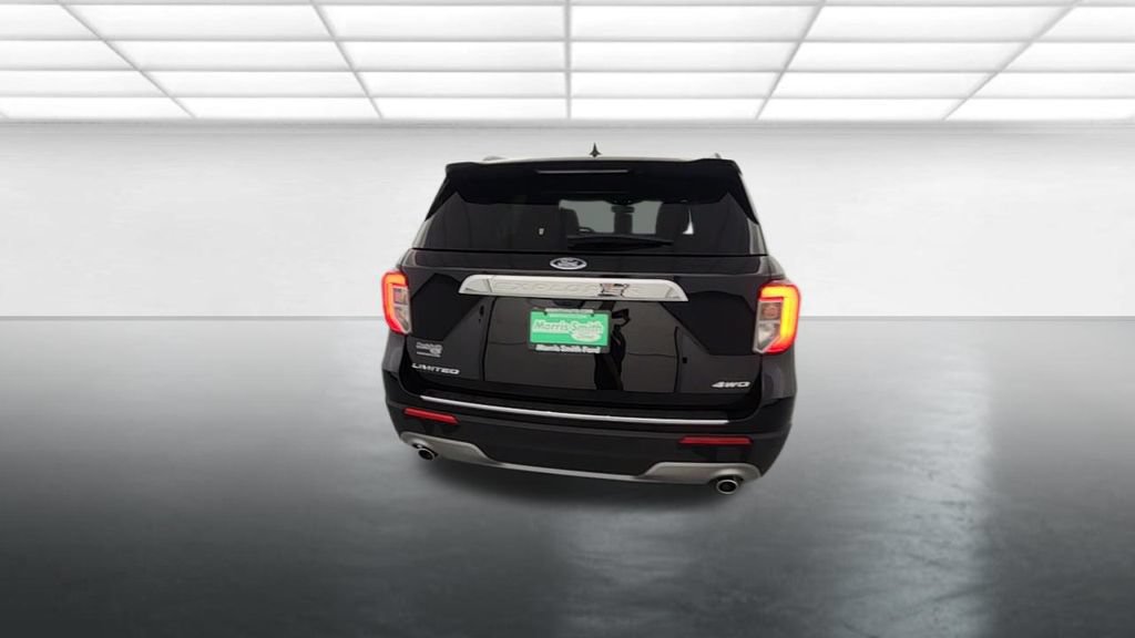 Certified 2024 Ford Explorer Limited w/ Equipment Group 301A AWD/4WD image 8