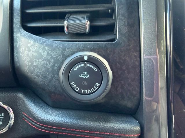 Certified 2024 Ford Expedition Limited AWD/4WD image 30