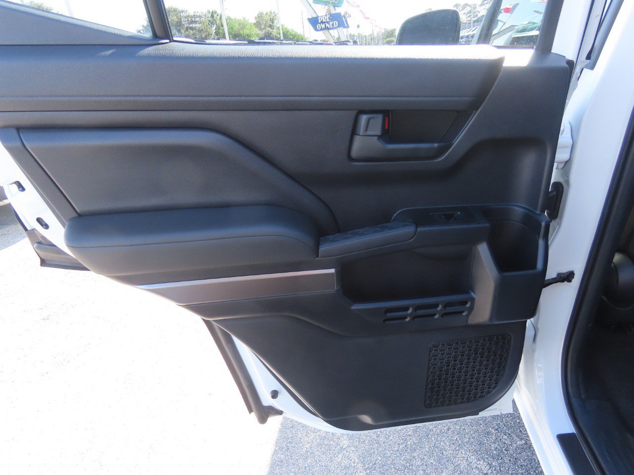 Used 2025 Toyota 4Runner SR5 RWD image 19