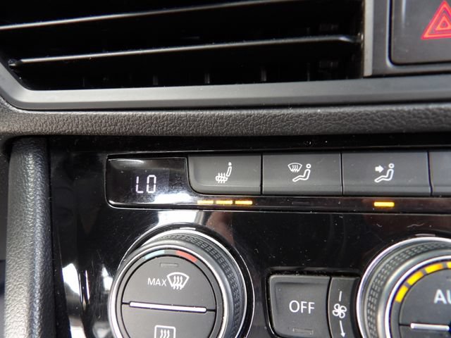 Used 2021 Volkswagen Jetta SE FWD image 19