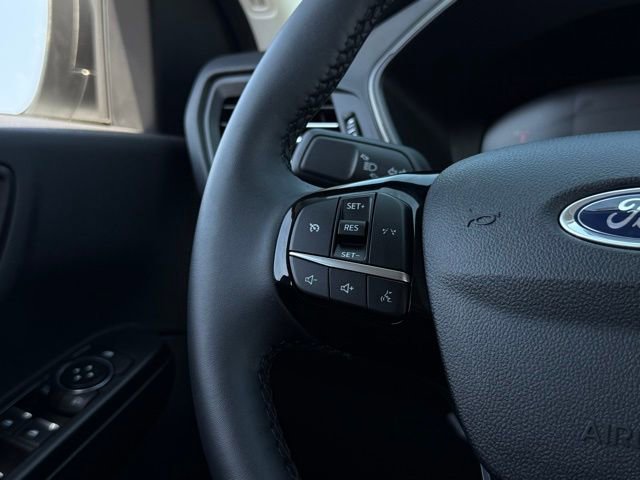 Certified 2025 Ford Escape Active w/ Cold Weather Package AWD/4WD image 9