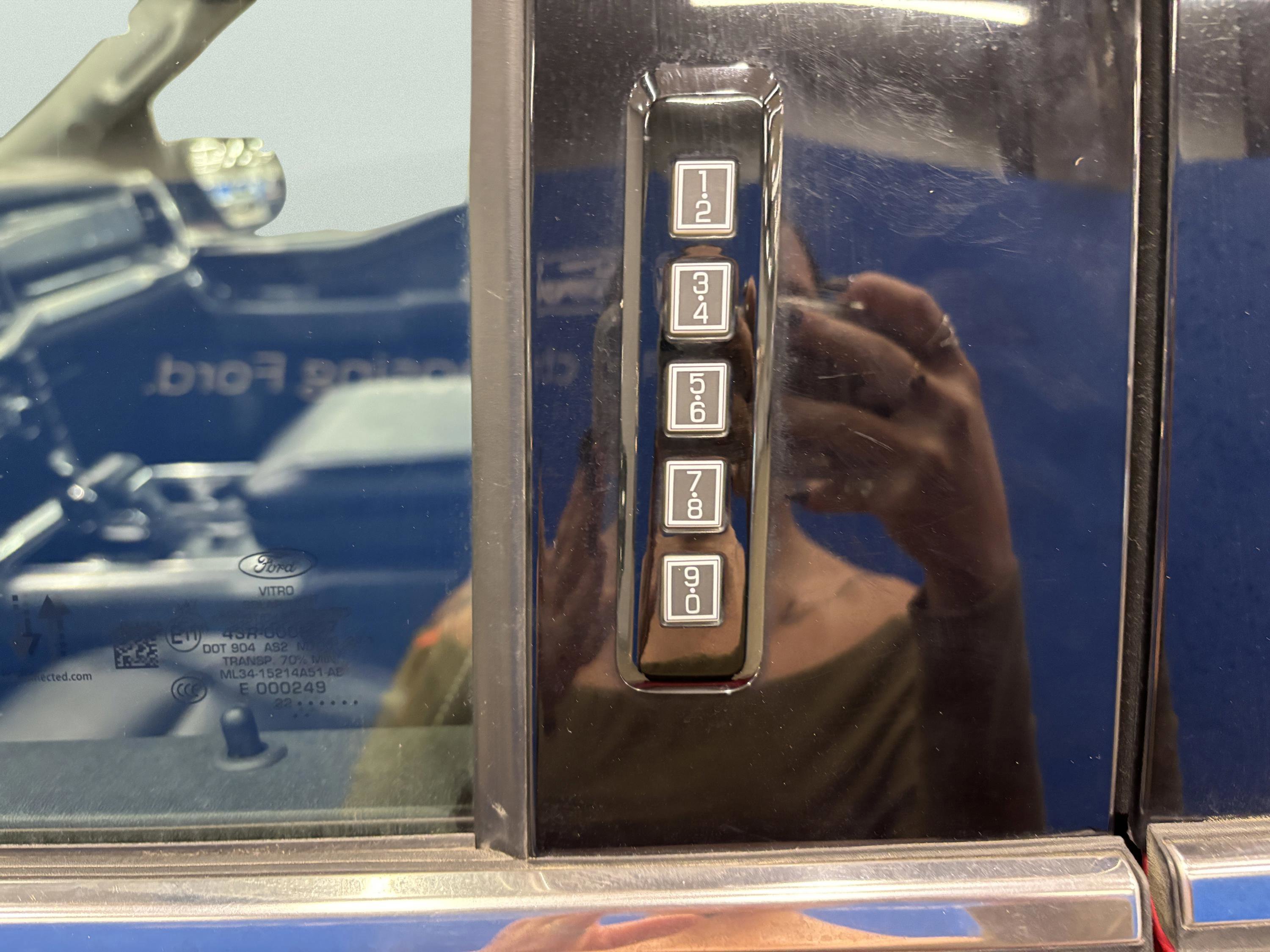 Certified 2022 Ford F150 Lariat w/ Equipment Group 502A High image 10