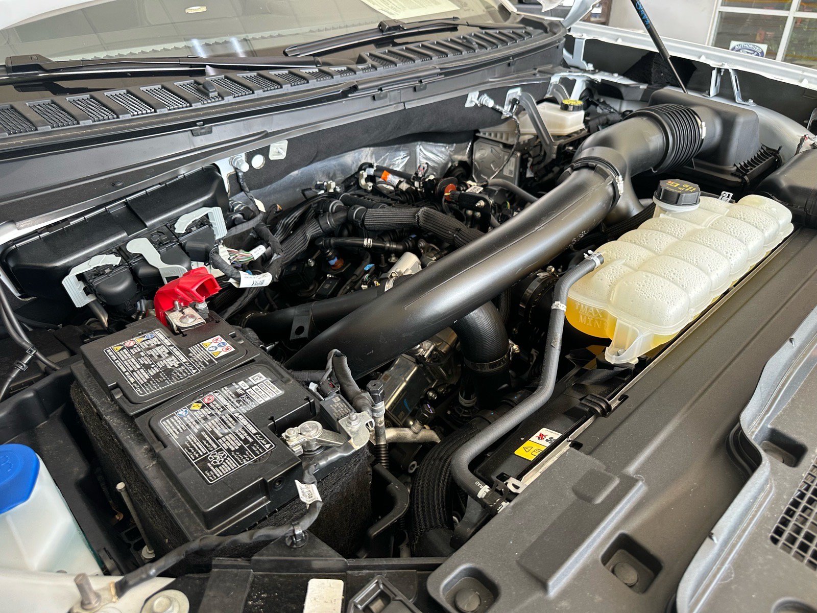 Certified 2025 Ford Expedition Max Platinum AWD/4WD image 17