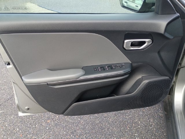 Used 2025 Kia K4 FWD image 10