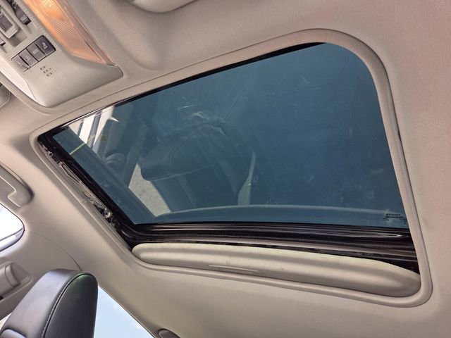 Used 2020 Toyota RAV4 XLE Premium w/ All Weather Liner Package image 17