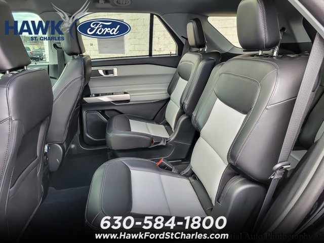 Certified 2023 Ford Explorer XLT w/ Equipment Group 202A image 10
