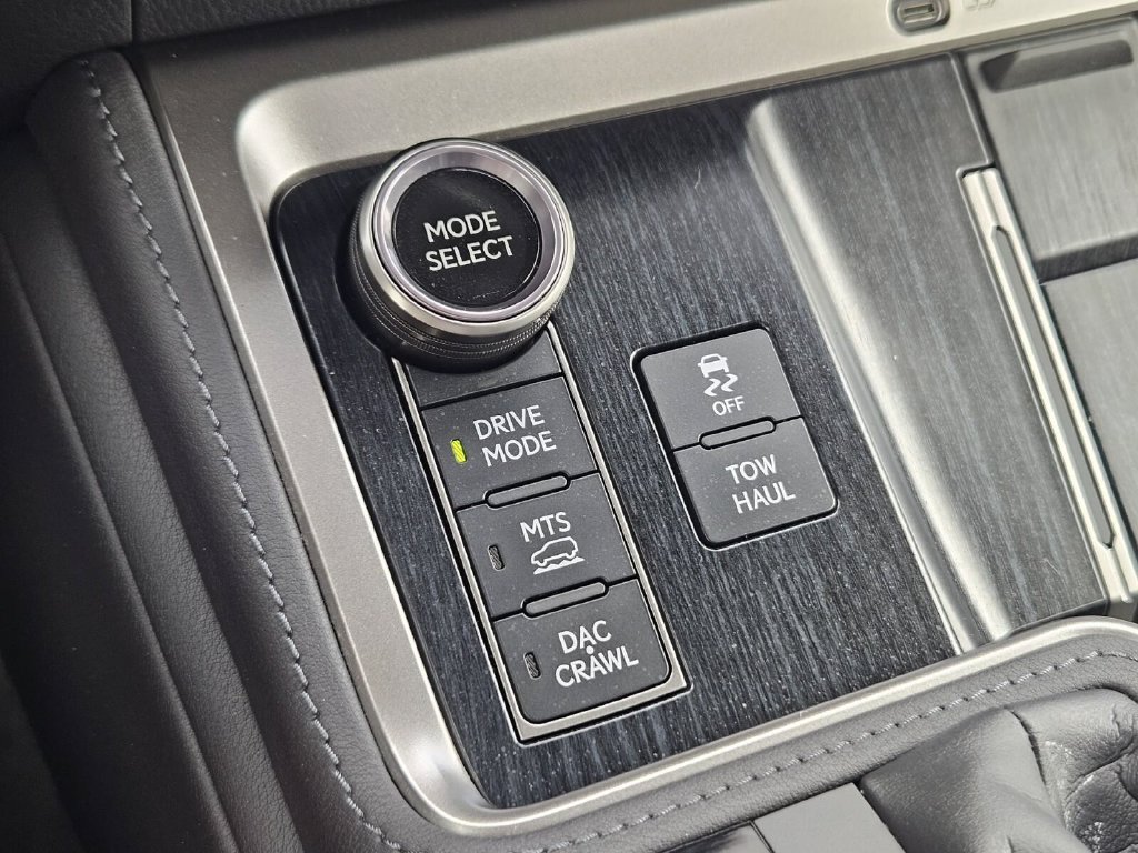 Used 2024 Lexus GX 550 AWD/4WD image 38