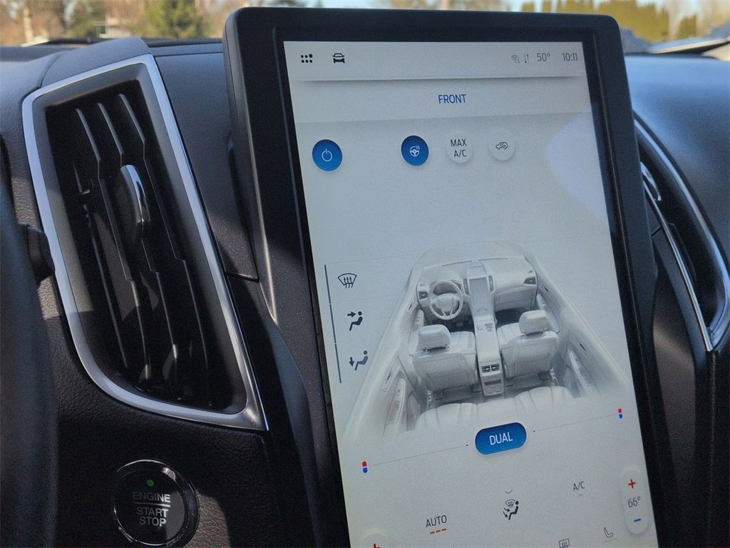 Certified 2023 Ford Edge Titanium w/ Class II Trailer Tow Package image 21