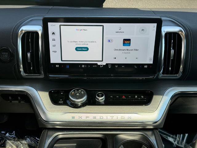 Certified 2025 Ford Expedition Platinum w/ Driver's Package image 18