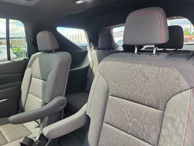 Used 2024 Chevrolet Traverse Z71 AWD/4WD image 25