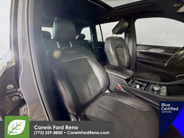 Used 2022 Jeep Grand Cherokee Trailhawk AWD/4WD image 32