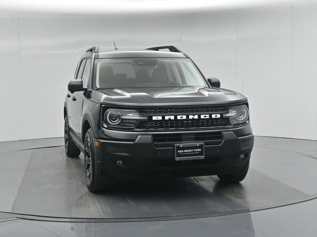 Certified 2025 Ford Bronco Sport Outer Banks w/ Outer Banks Tech Package+ image 57