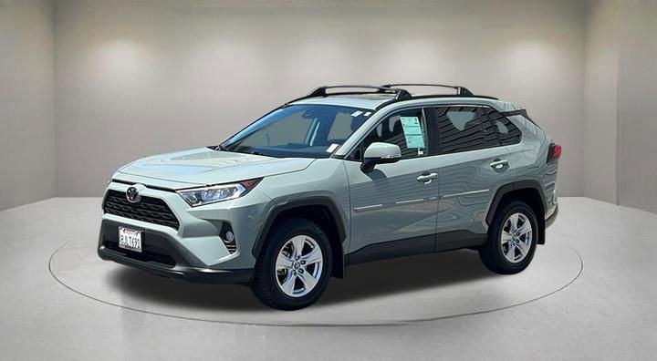Used 2019 Toyota RAV4 XLE w/ All Weather Liner Package image 4