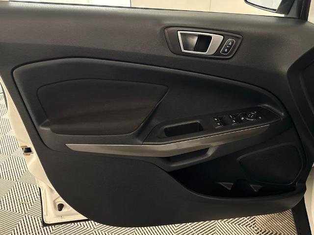 Certified 2018 Ford EcoSport SE image 16