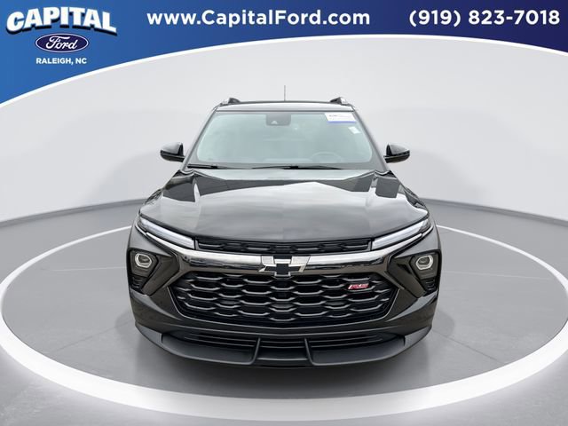 Used 2025 Chevrolet TrailBlazer RS w/ Convenience Package image 9