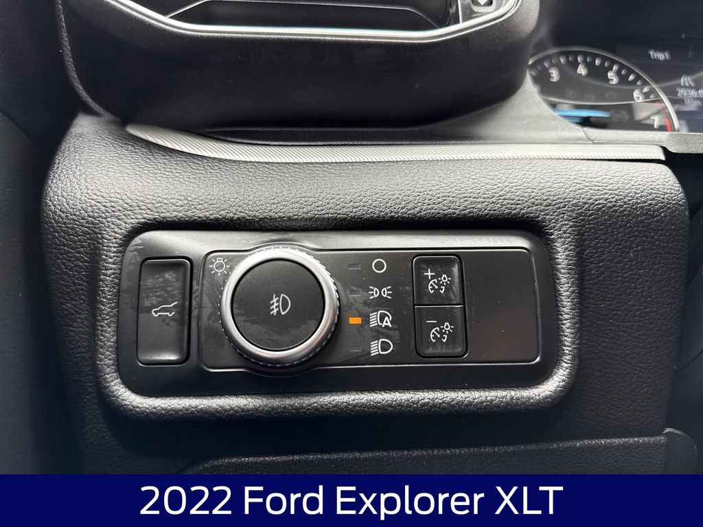 Certified 2022 Ford Explorer XLT w/ XLT Sport Appearance Package AWD/4WD image 27