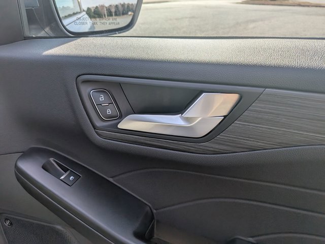 Certified 2024 Ford Escape SE w/ PHEV Premium Package image 35