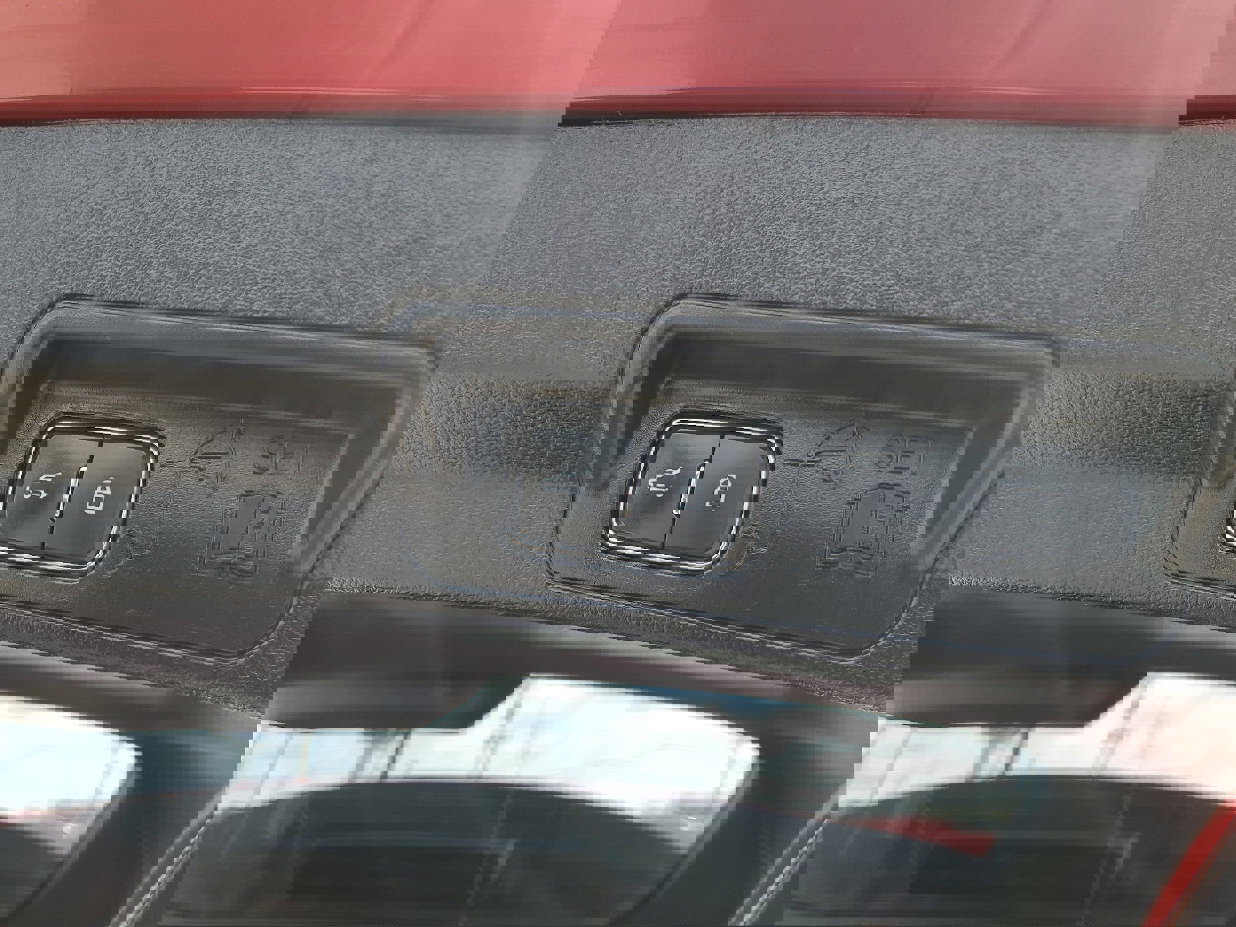 Certified 2022 Ford Explorer Limited w/ Hybrid Equipment Group 310A image 9